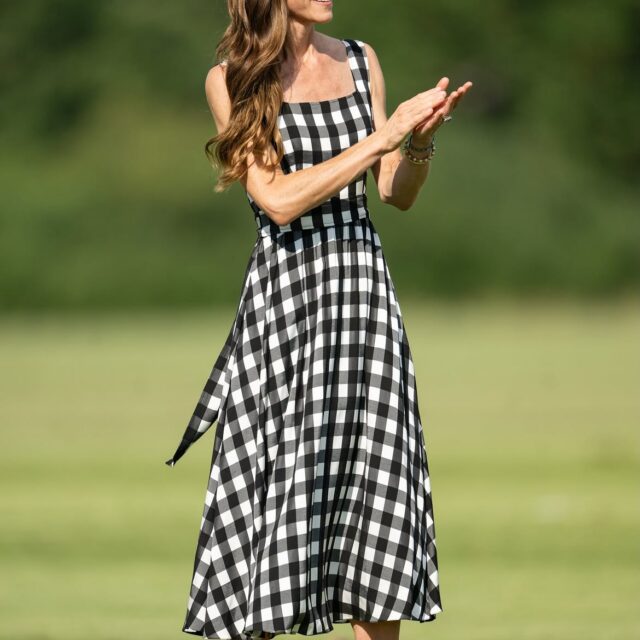 Kate Middleton confirma que el vestido de cuadros vichy será un imprescindible del verano 2026