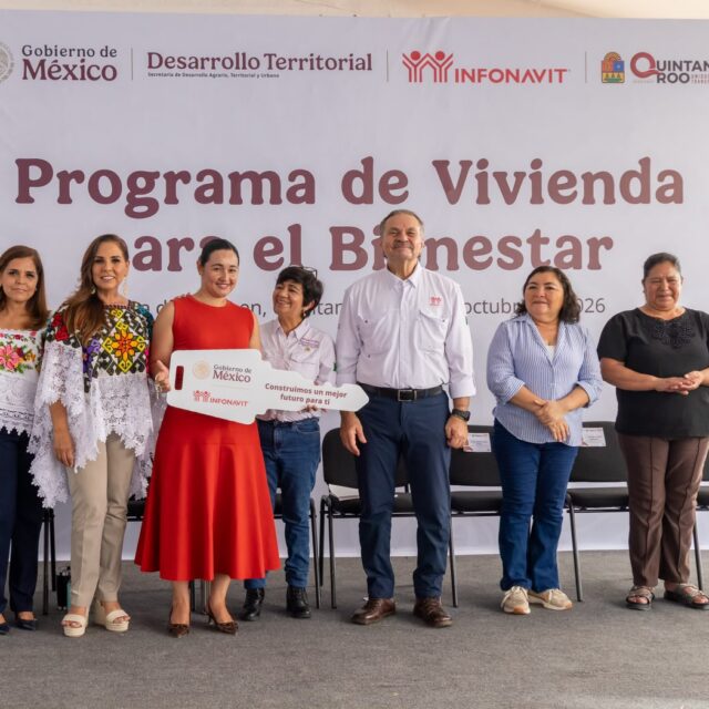 Estefanía Mercado acompaña entrega de 288 viviendas y nuevo centro comunitario en Puerto Aventuras